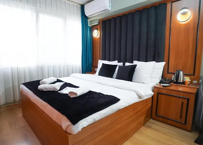 Lukka Suit Hotel
